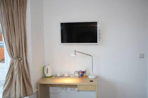 Oxford Guest House 4*