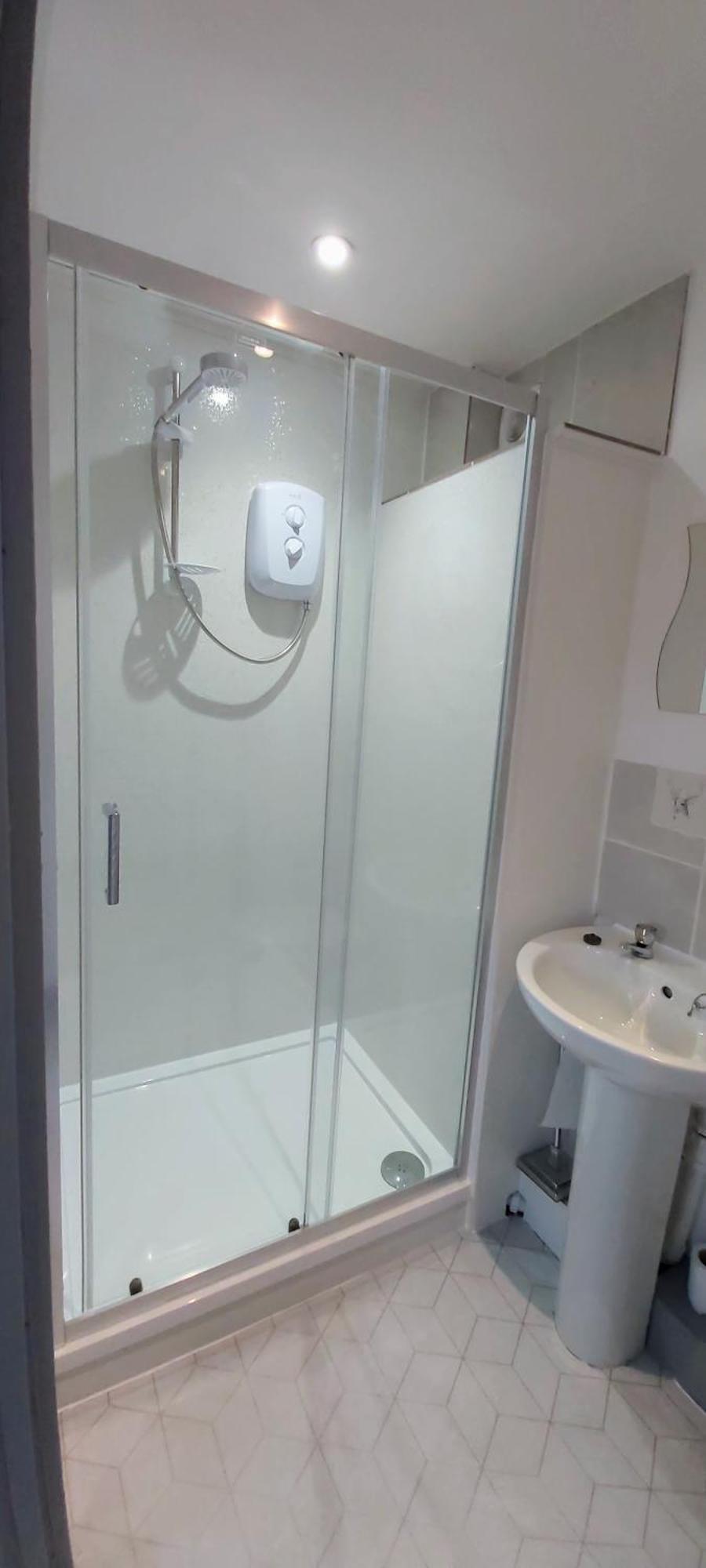 Oxford Guest House Pensiune 4*